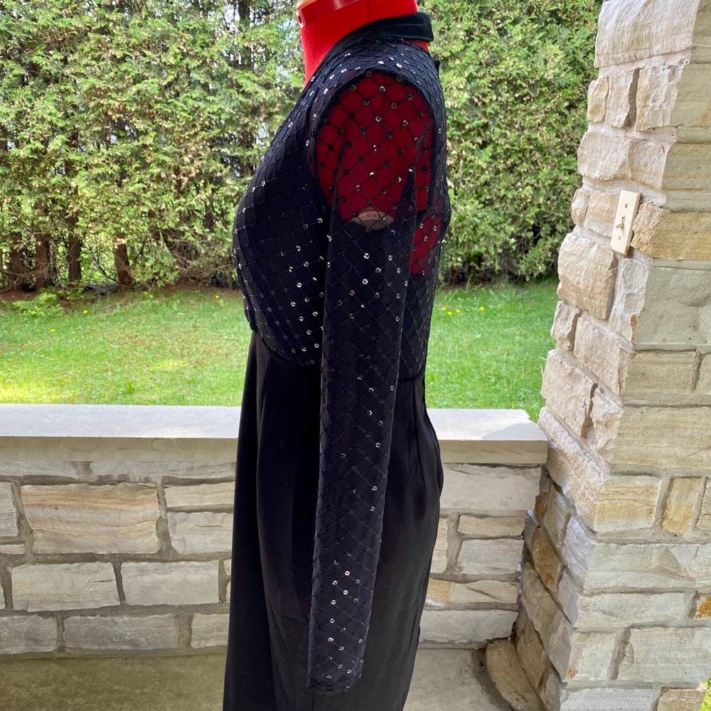 Beautiful evening dress from « Boutique 1861 ». - Picture 2 of 6